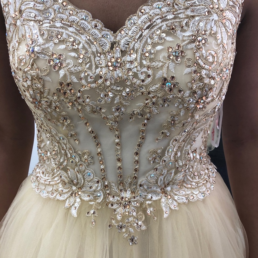 Short sparkly prom dress